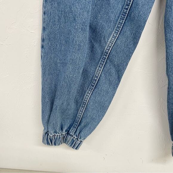 BDG Urban Outfitters 80s Style Jogger Mom Jeans Womens 24 High Rise Blue Denim - Picture 2 of 10
